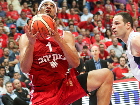 דאנקן. רוקד על המגרש (דני מרון)