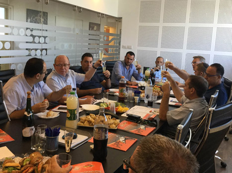 ישיבת המנהלת, היום (צילום: מנהלת הליגה)