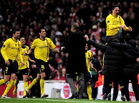 זלאטן חוגג על חשבון ארסנל (Getty)