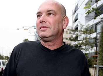 הראל. עזב את הקבוצה כשהיא ברווח?