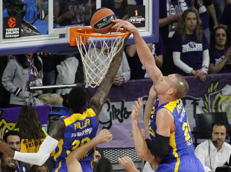 עדיפה כאנדרדוג. אייברסון מטביע את ריאל (getty)