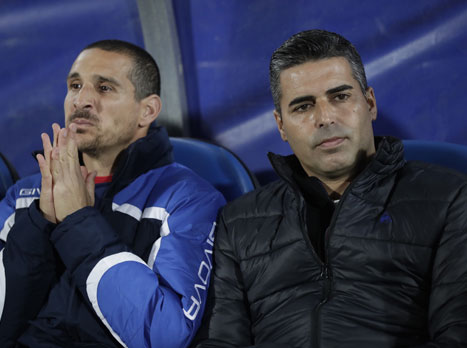סילבס. היה בלחץ (צפריר אביוב)