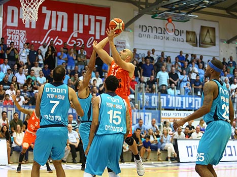 הדיח את האקסית. כדיר (מנהלת הליגה)