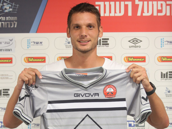 קושיצקי יוריד את צור לספסל?