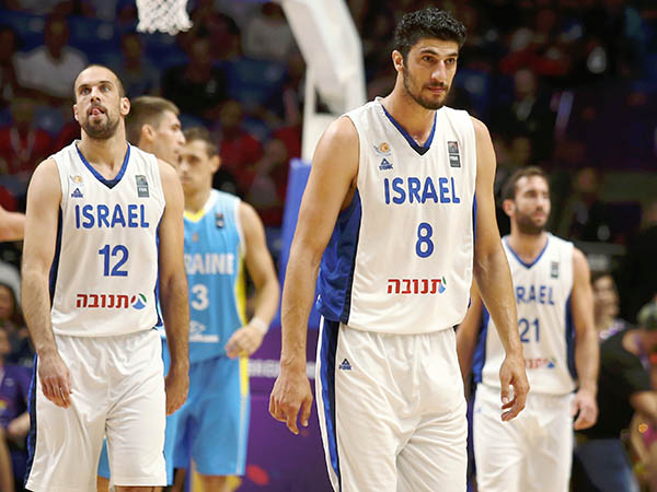"הופעה לא יציבה". אדלשטיין (אלן שיבר)