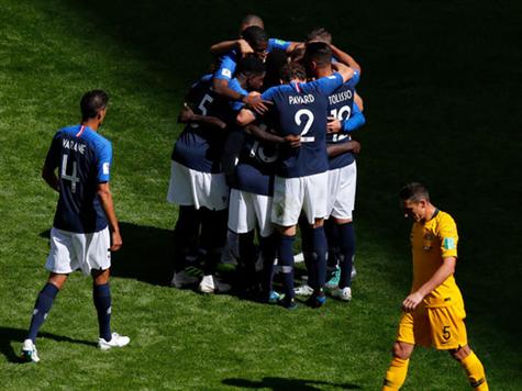 ניצחה, אבל זייפה על המגרש. צרפת (getty)
