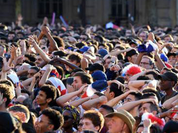 והצרפתים המשיכו לחגוג (getty)