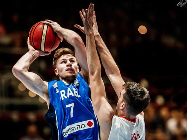 הנבחרת לא נבהלה מספרד (FIBA)
