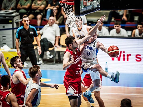 קרואטיה נלחצה (FIBA)