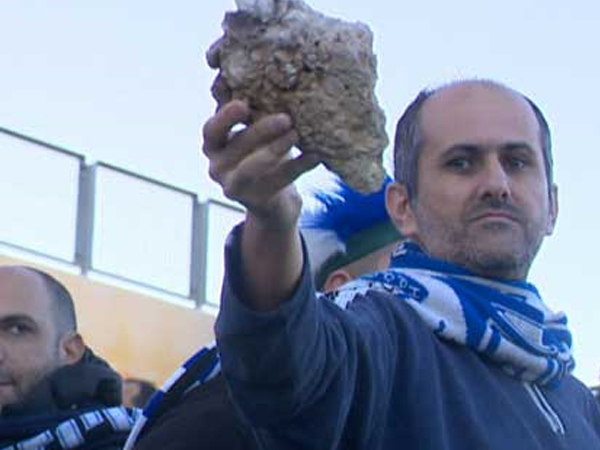 מה הוביל למהומה הגדולה?