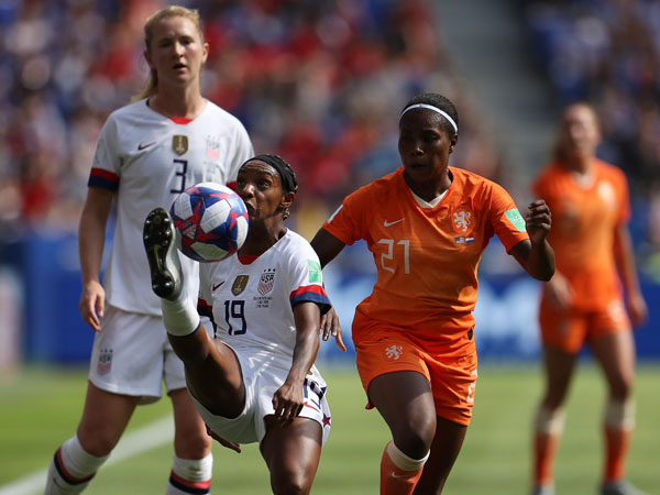 קרב קשוח בליון (GETTY)