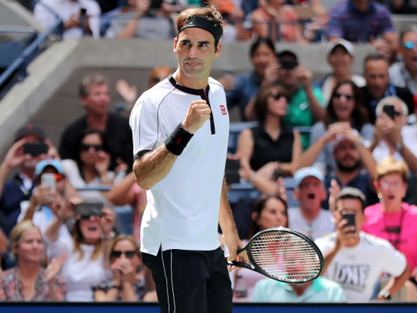 פדרר, דרס בדרך לרבע הגמר (GETTYIMAGES)