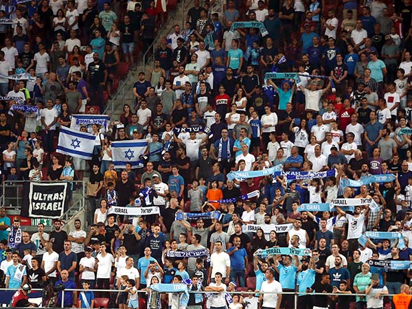 אוהדי הנבחרת. לא אמורים להתלבט (אלן שיבר)