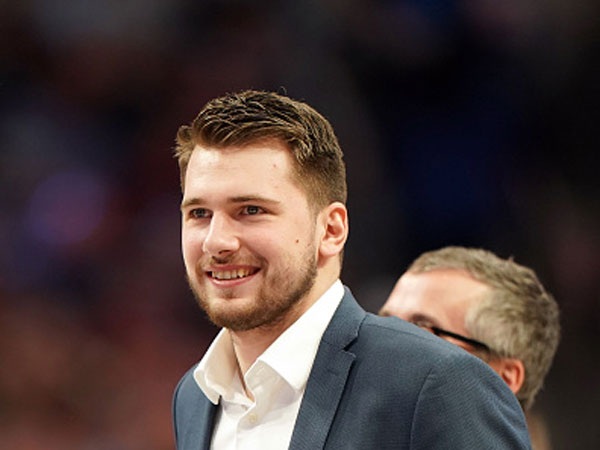 לא חייב לשחק כדי לקצור מחמאות. לוקה דונצ'יץ' (GETTY)