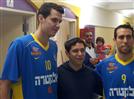 מכבי ופניני ביקרו בבי''ח: ''גיא חלק מהקבוצה''
