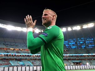 שמייכל בחצי, ב-1992 אביו המשיך כל הדרך (GETTY)