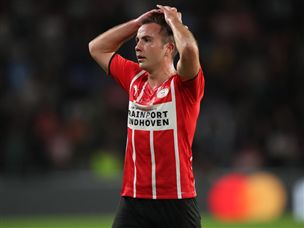 אך החניכים של רוג'ר שמידט לא השכילו לנצל את היתרון המספרי שלהם (GETTY)