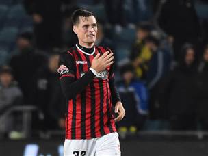 הפועל חגגה את ה-1:1 (צילום: ברני ארדוב)