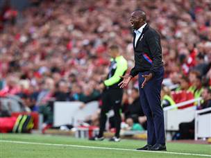 יצא עם נקודה מאנפילד. ויירה (GETTY)