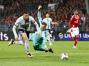 אך בסופו של דבר בישל לאמבפה שער ניצחון בדקה ה-90 (Getty)