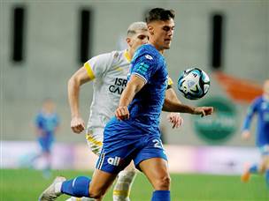 המלאבסים בהופעה שמוכיחה שהם ראויים לליגה (אלן שיבר)