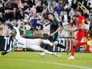 ונענשה על כך מהר ממלך השערים, שהרגיש בבית באיצטדיון הי“א (אלן שיבר)