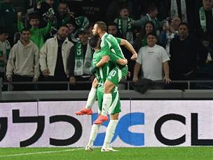 דין דוד פרץ את הסכר ראשון (צילום: ברני ארדוב)