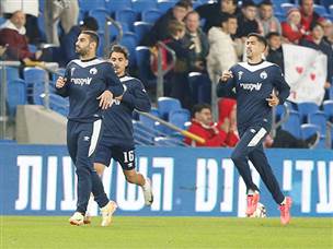 אחרי התיקו עם מכבי ת“א (צילום: אלן שיבר)