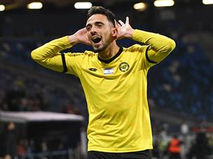 והמשחק נפתח בחגיגה של מאור לוי (ברני ארדוב)