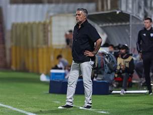 סילבס, שהחל את העונה בחדרה, חתום על ירידתה (לירון מולדובן)