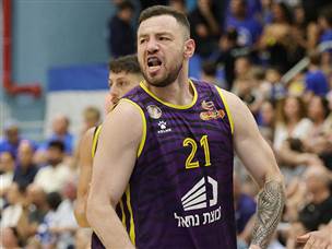 חולון וארצי התעוררו וחזרו למשחק (שיבר)