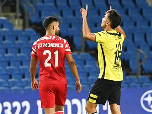 ומאור לוי המחליף רק השווה זמנית (ברני ארדוב)