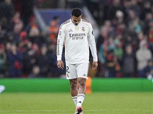 אלכסנדר-ארנולד שותף ולא השפיע (Peter Byrne - PA Images)