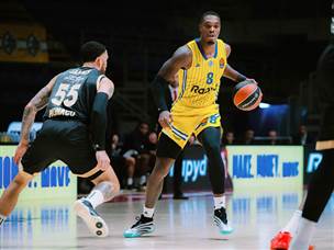 אבל לא הצליחה להתמודד עם ג`יימס (צילום: ג`ורג`יה קוסטיץ`)