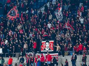 האוהדים שוב יוצאים מאוכזבים (ברני ארדוב)