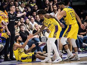 ישארו עם המחמאות (עודד קרני)