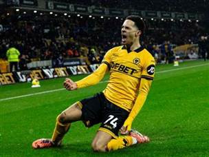 ואדוזי הקפיץ את המוליניו דרך קלאפיורי (GETTY)