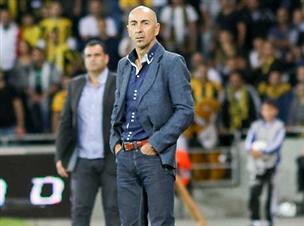 פאקו שומט שתי נקודות חשובות (צילום: דני מרון)