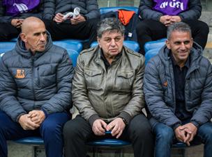 הצוות המקצועי של בני יהודה. תחושת פספוס (צילום: ספי מגריזו)