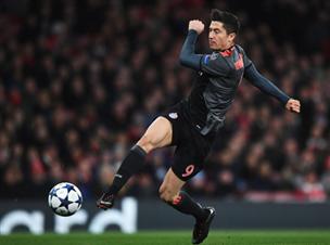 לבנדובסקי. סחט פנדל ובעצם סגר עניין (Getty)