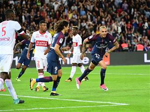 מספרת אדירה לקורזאווה (getty)