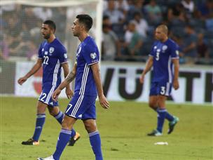 רחוקה מלהיות הנבחרת של העם (אלן שיבר)