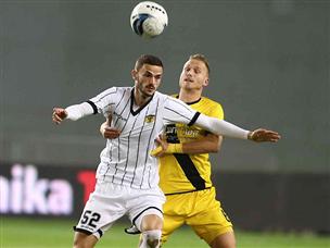 סאבו מול גלזר. בית"ר התקשתה מאוד להגיע למצבים (אלן שיבר)