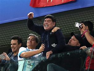 שמישהו יחזיק אותו (getty)