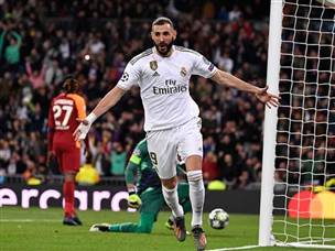 בנזמה הצטרף לרשימת הכובשים עם צמד משלו (getty)