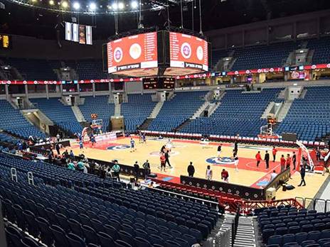 הארנה הריקה. ילדים טובים ירושלים (ברני ארדוב)