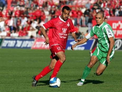 כעבור שבוע כבר חתם בהפועל ת"א. עובד