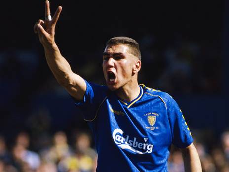 ג'ונס. כשחוליגן בריטי הופך לכדורגלן (GETTY)