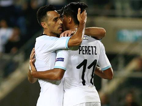 יהיה מוכן לפנות את הבמה ביום מן הימים. (שיבר)