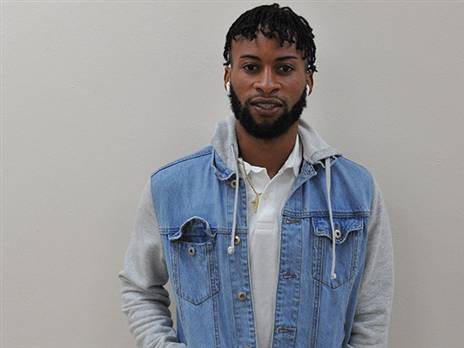 פוסטר יערוך בכורה ב-11? (אנצ'ו גוש)